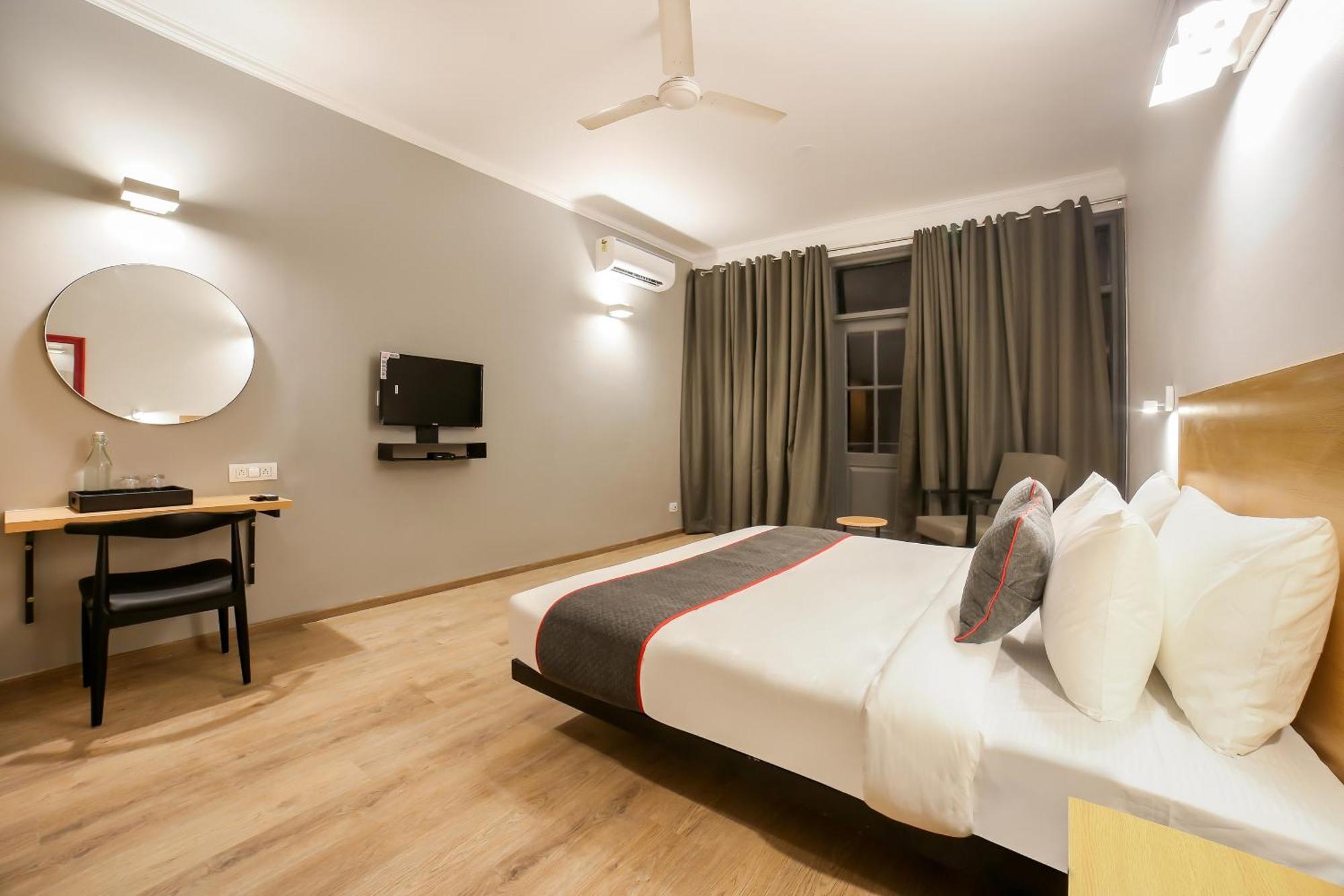 Townhouse 330 Dlf Phase-2 Near Leisure Valley Park Gurgaon Eksteriør billede